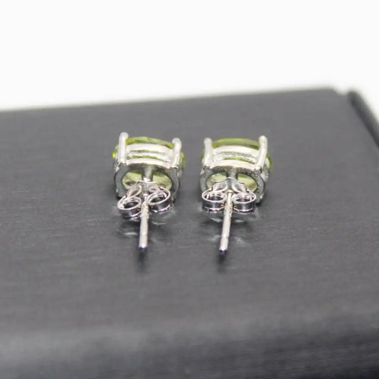 925 sterling silver Approx5*7mm  natural peridot stud earrings wholesale