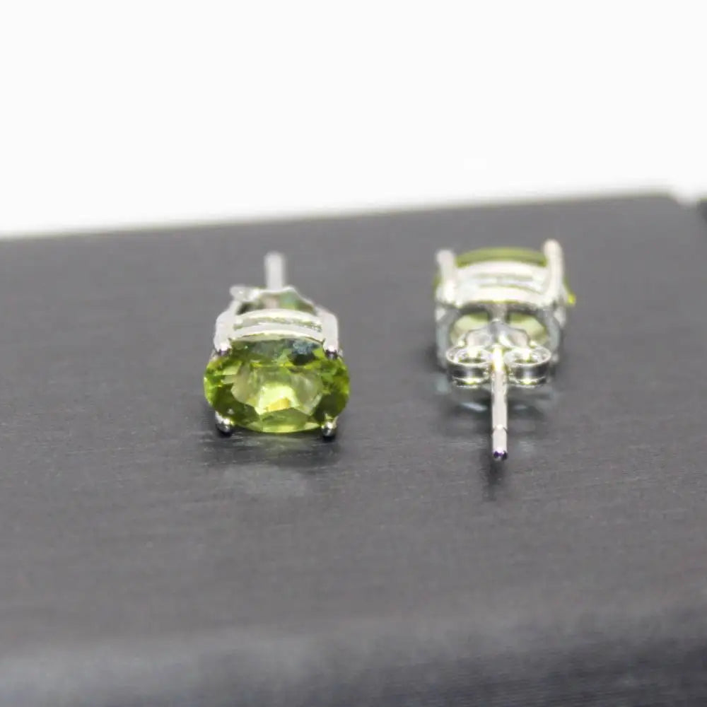 925 sterling silver Approx5*7mm  natural peridot stud earrings wholesale