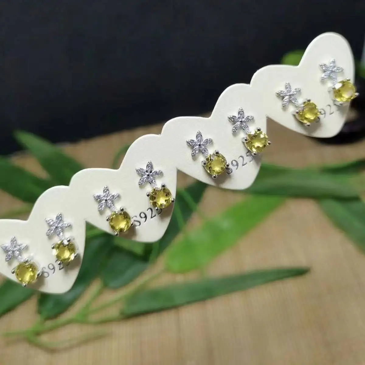 5pairs natural topaz/ peridot/ amethyst/ citrine/ red garnet white copper stud earrings wholesale